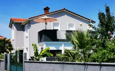 Kuća i okolina — 4